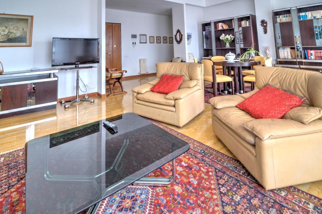 Апартаменты La Casa Di Nilde Специя Экстерьер фото